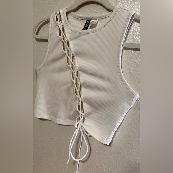 H&M Cream Lace-Up Summer Crop Tank Top | Shirt - Picture 4 of 6